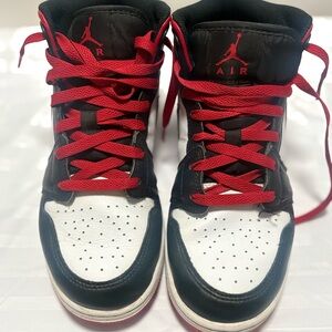 Jordan 1 Mid - 7Y